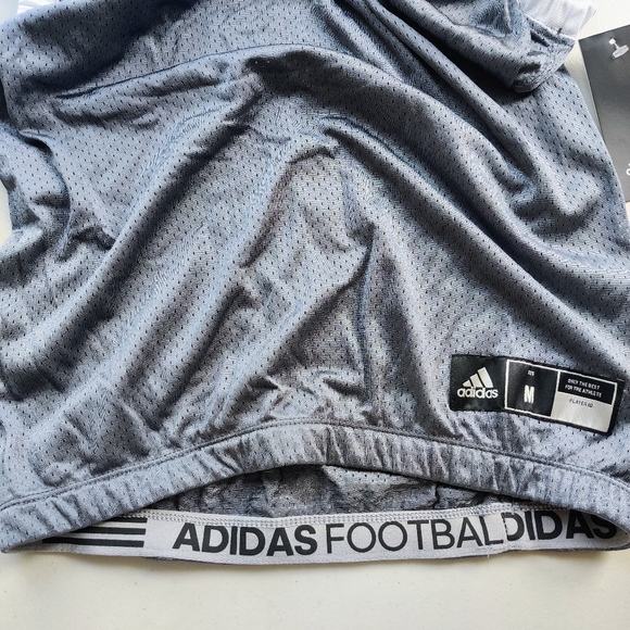 ADIDAS Press Coverage Football Jersey M Gray Men's NWT - Picture 6 of 11